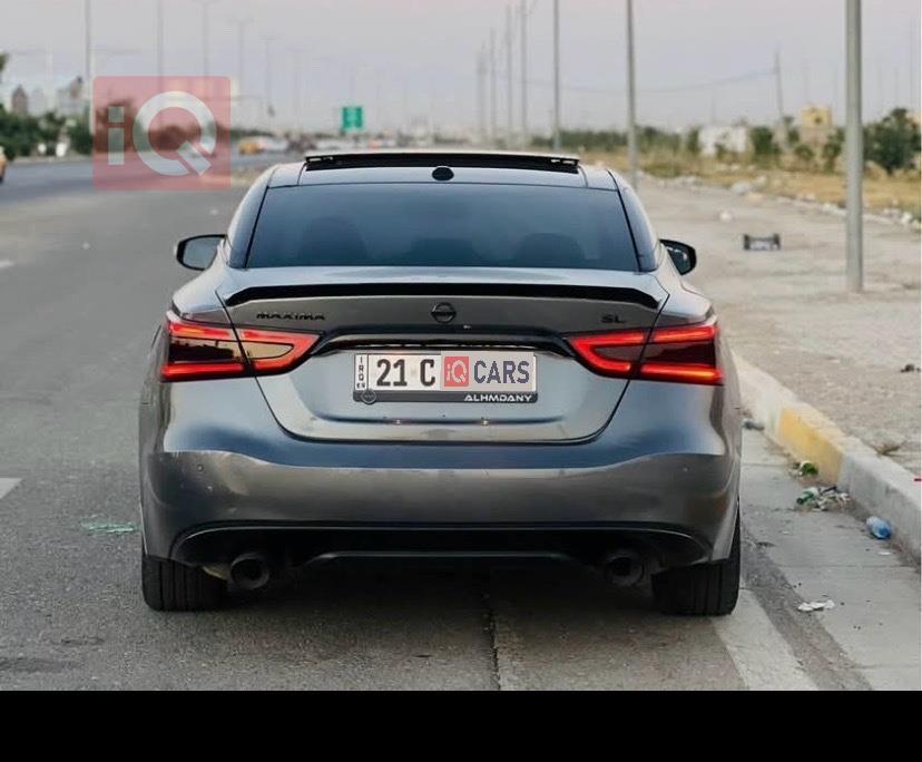 نيسان ماكسيما